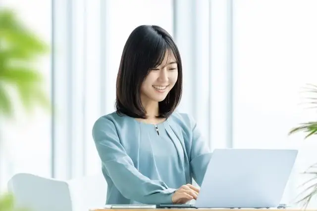 フルリモートワーク／給与計算・社会保険手続きメイン／外資系クライアントあり／ワークライフバランス◎