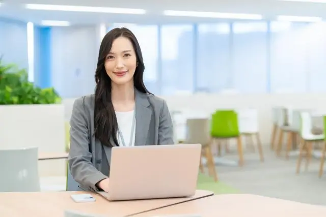 【沖縄県宜野湾市】給与計算・社会保険手続きメイン／将来のマネージャー候補／ワークライフバランス◎