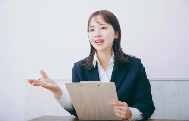 中途採用担当者／国立大学発AIスタートアップ企業／AIを活用した最先端技術で産業のDXを推進／年収～900万