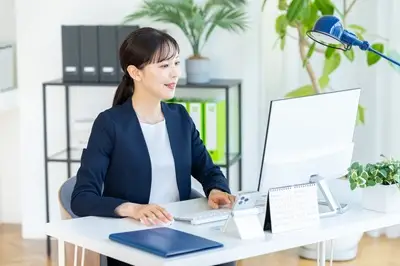 未経験から社労士事務所へ！  異業種で培った“対応力と改善力”が評価され、50名規模の社労士法人に転職成功！