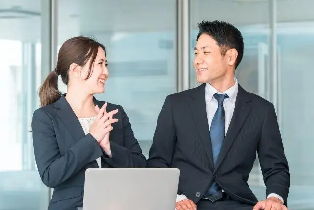 アカウンティングファーム／人事労務担当／マネージャー候補／フルリモートワーク／WLB◎／年収～850万